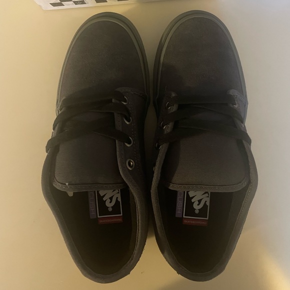 Vans Skate Chukka Low: Wmns: Sz 6 - Picture 4 of 5